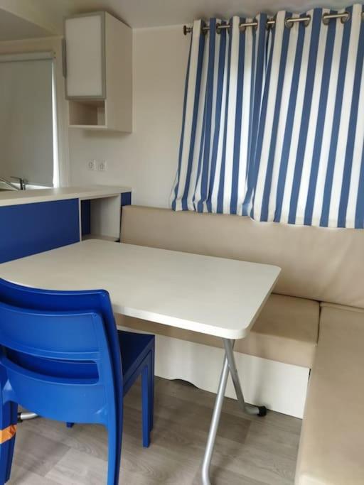 Saint-Christol-lès-Alès Mobile Home מראה חיצוני תמונה